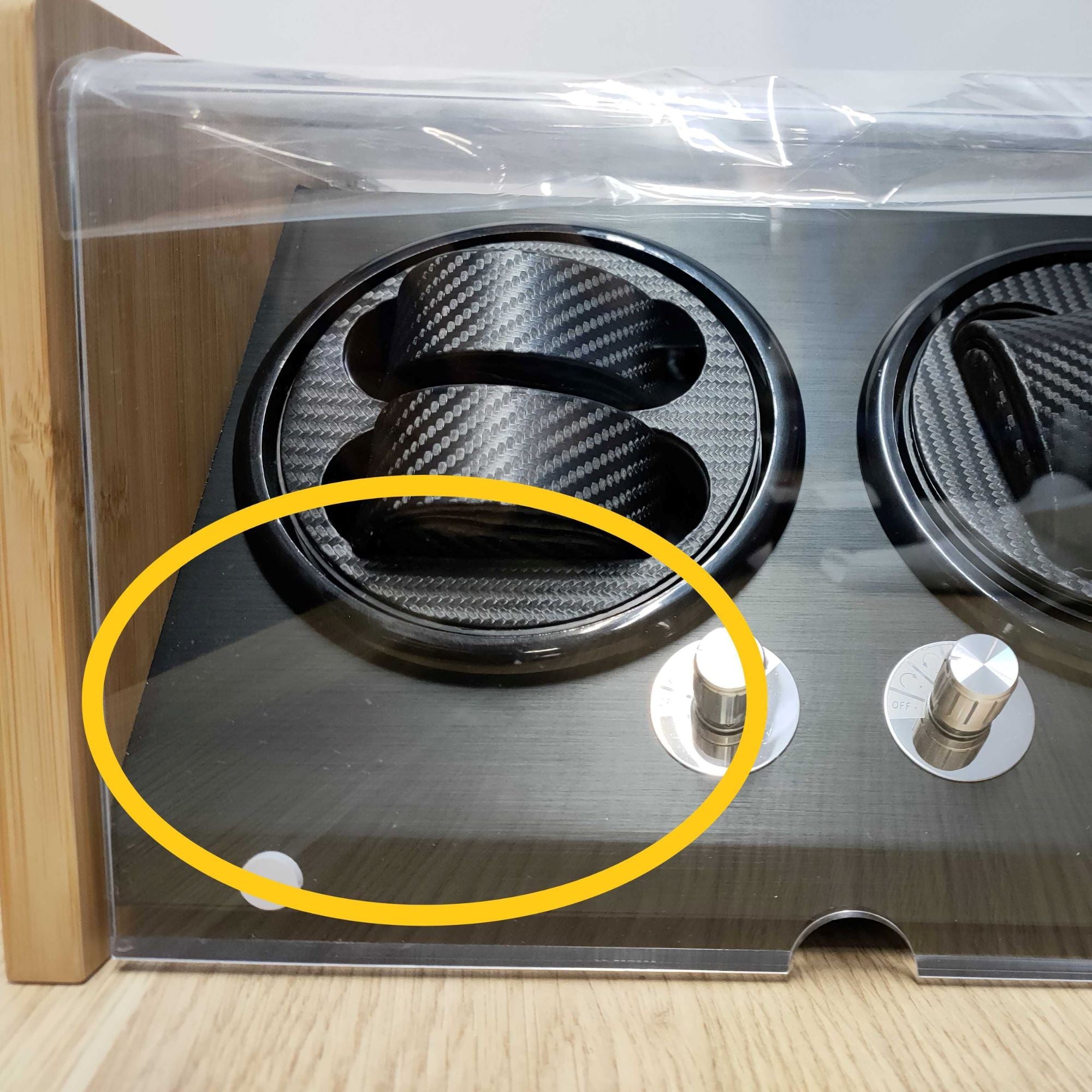 Seconds - BLAQ Bamboo/Black Watch Winder Box for 4 Watches (a) Seconds Clinks 