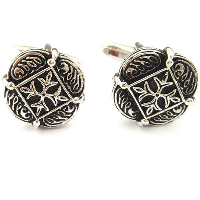 Manfred Cufflinks: Gothic style